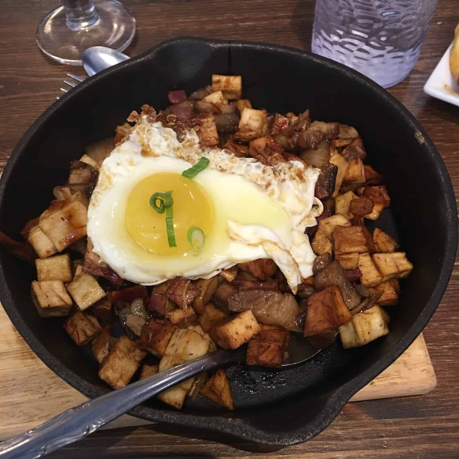 Double Chin - pork belly hash