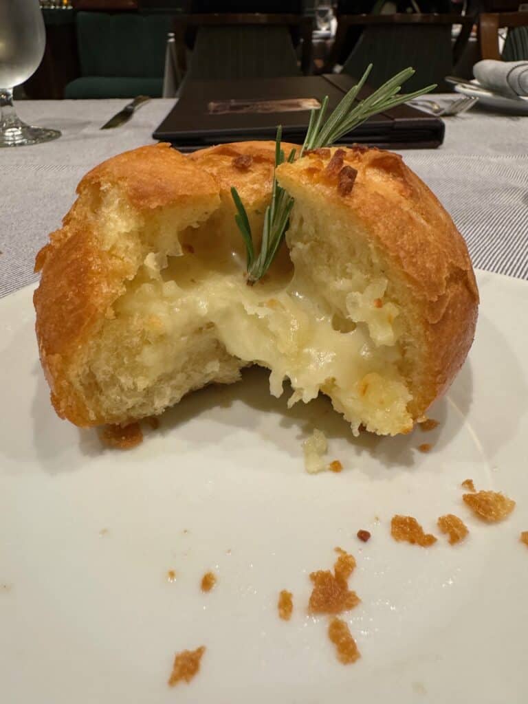 Crown Grill - cheesy garlic bread