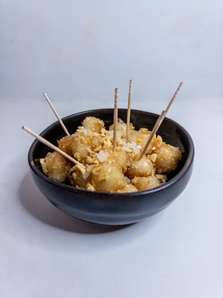 Dau lau - with toothpicks